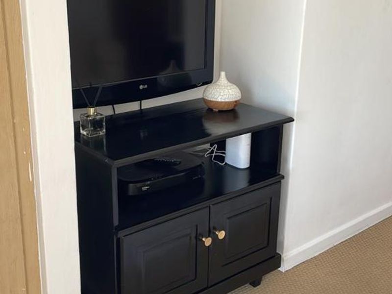 Immaculate Fully Furnished 1-Bedroom Apartment – Ideal for Corporate Rental in Waterfall Heights, Vorna Valley, Midrand - Photo 7