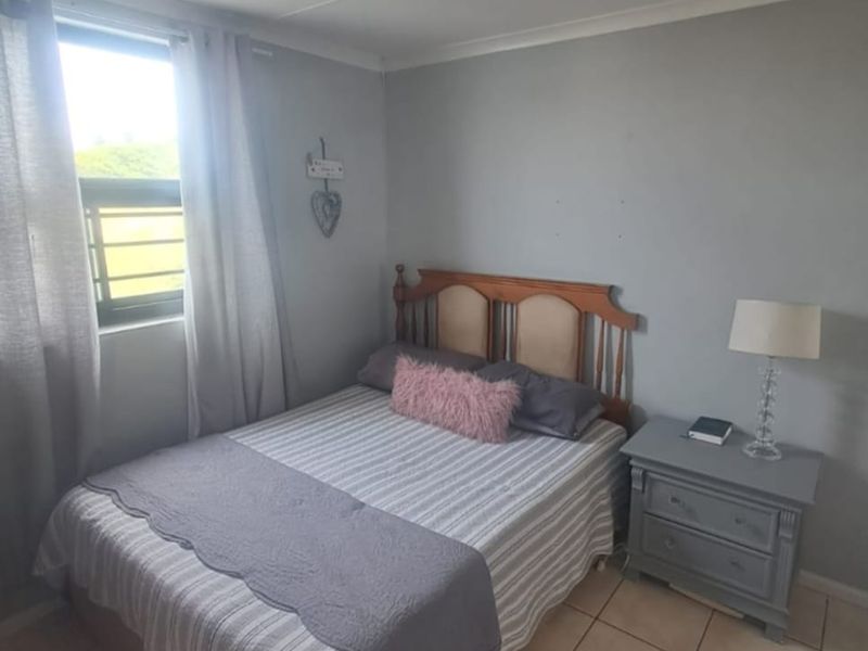 Full Seaview... Smell and Hear the Waves Crashing on the Seashore - Photo 10