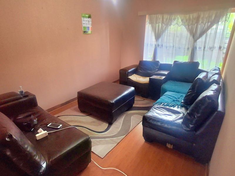 Perfect Starter Home Within Walking Distance of Primary & High Schools - Photo 8