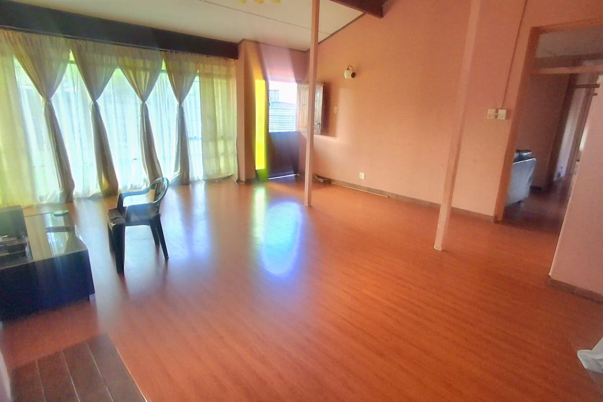 Perfect Starter Home Within Walking Distance of Primary & High Schools - Photo 3