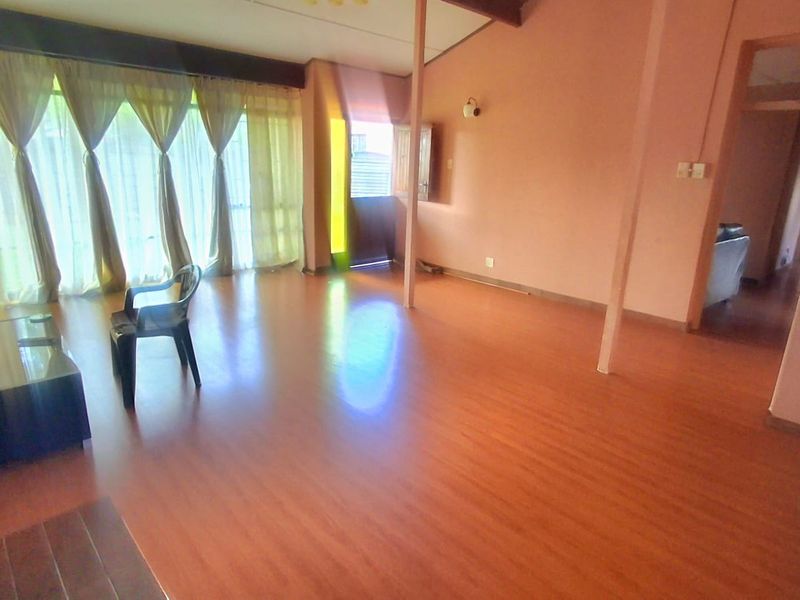 Perfect Starter Home Within Walking Distance of Primary & High Schools - Photo 3