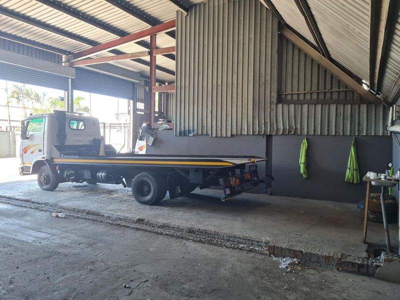 475 m2 Factory available in Jacobs  - Photo 6