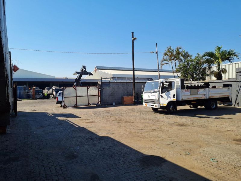 475 m2 Factory available in Jacobs  - Photo 5