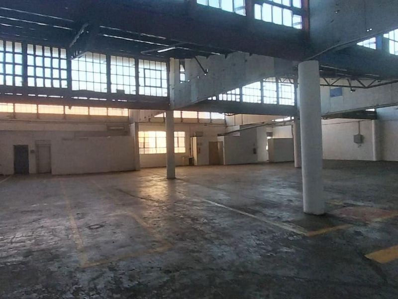 Spacious Industrial Factory in Jacobs Durban - Photo 10