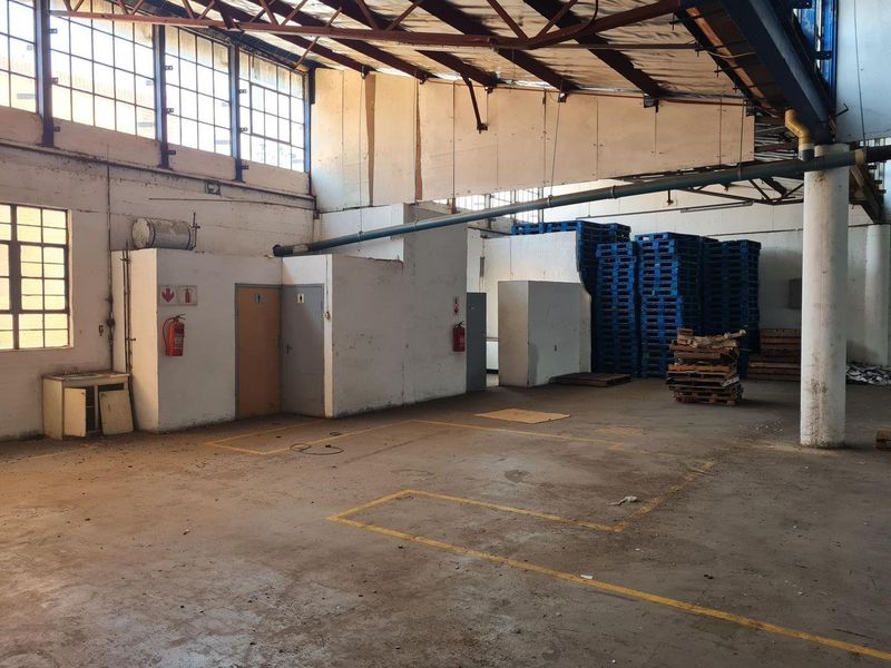 Spacious Industrial Factory in Jacobs Durban - Photo 6