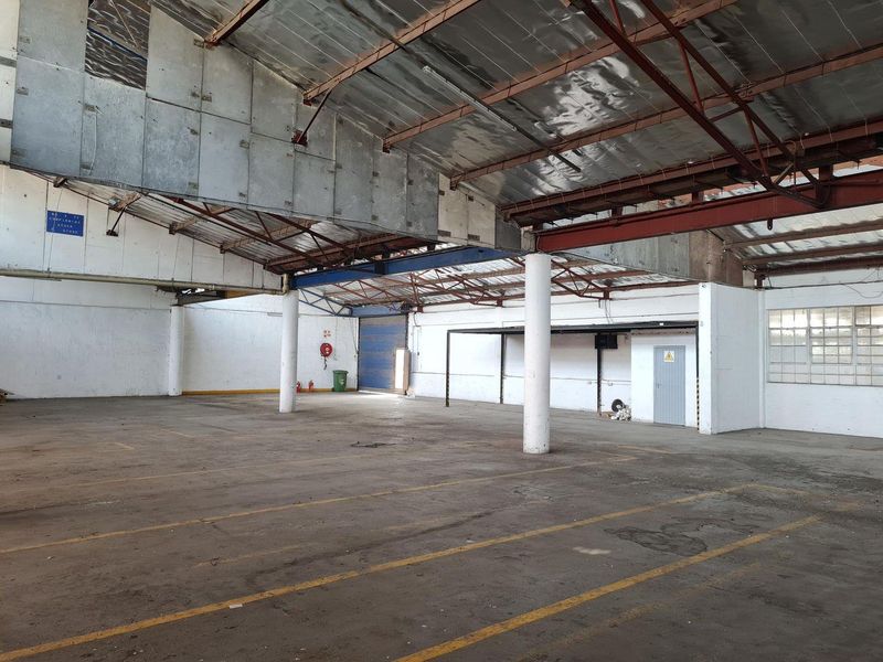 Spacious Industrial Factory in Jacobs Durban - Photo 3