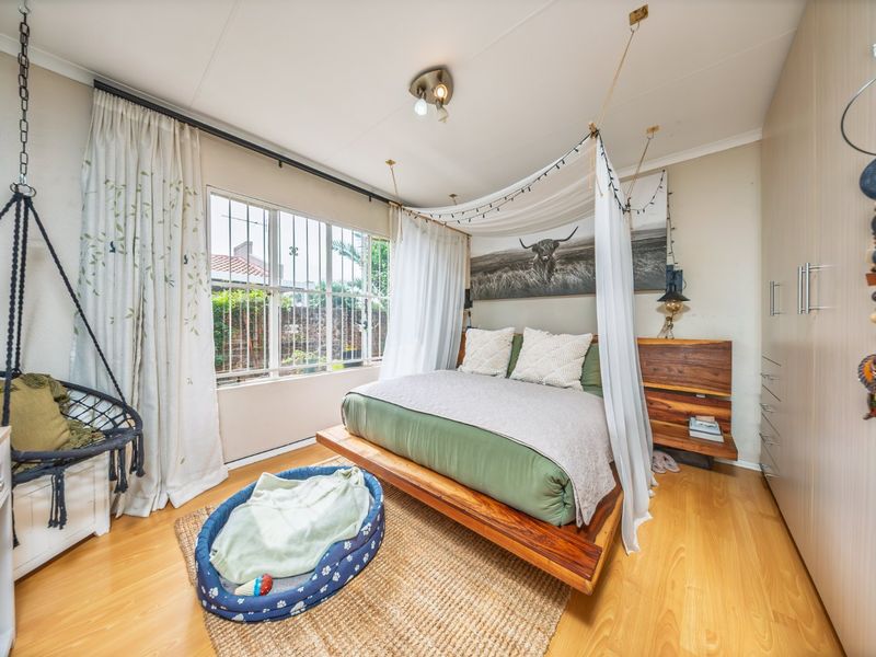 Charming 2 Bedroom Simplex in Sought-After Sherbrooke, Eden Glen - Photo 10