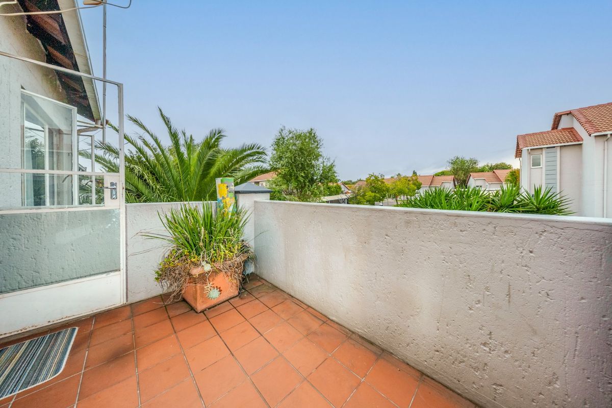 Secure Lifestyle Living with 2 Bedrooms and Private Balcony in Eden Glen - Photo 3
