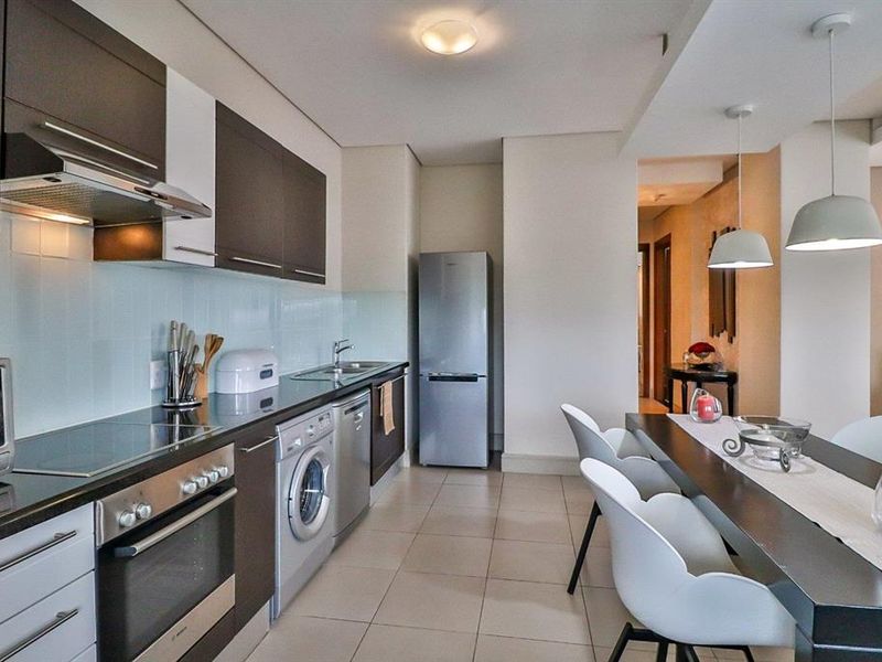 EXQUISITE AND VERY SPACIOUS 2 BEDROOM APARTMENT FOR SALE - Photo 2