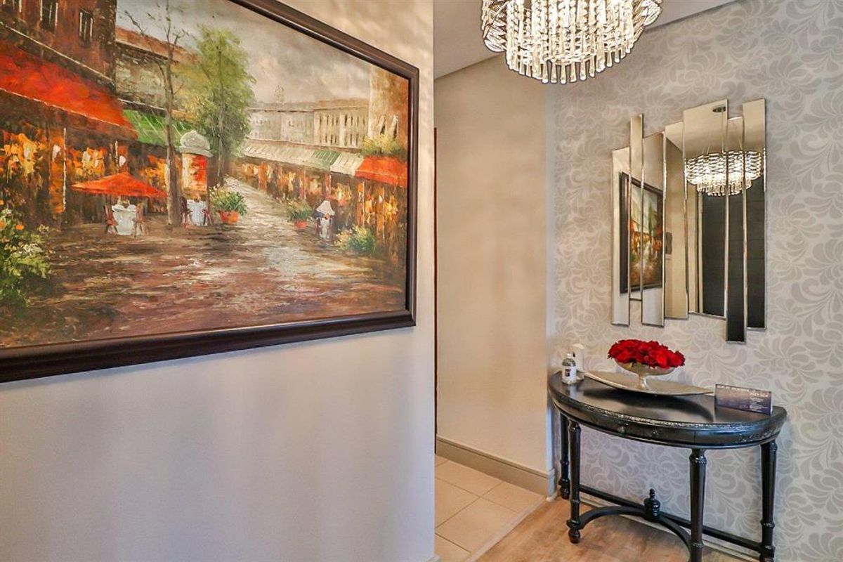 EXQUISITE AND VERY SPACIOUS 2 BEDROOM APARTMENT FOR SALE - Photo 5