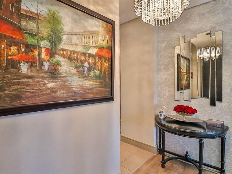 EXQUISITE AND VERY SPACIOUS 2 BEDROOM APARTMENT FOR SALE - Photo 5