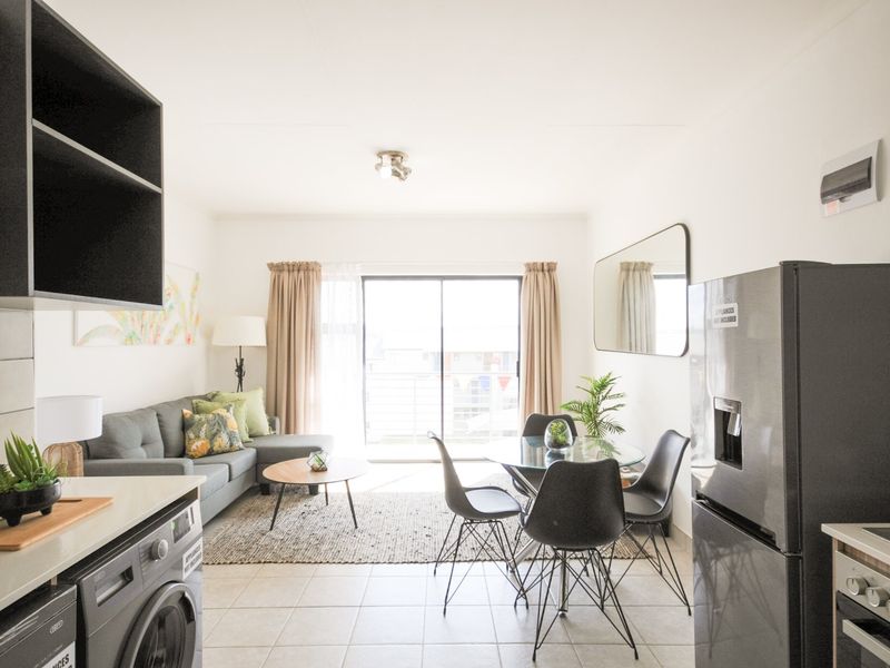 2 Bedroom 1 Bathroom to rent in Fountain Ridge - Photo 2