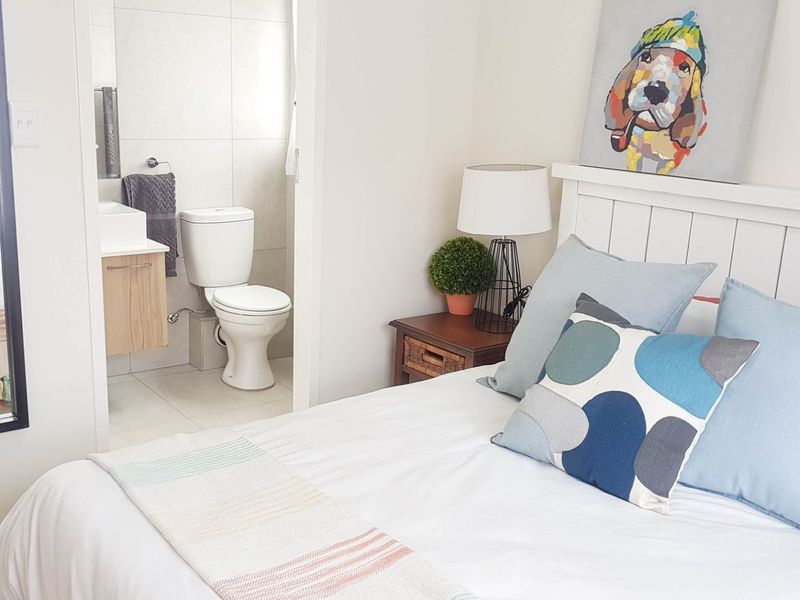 3 Bedroom, 2 Bathroom Apartment for sale in a Beautiful estate in Irene. - Photo 10