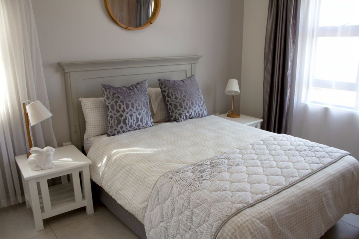 1 Bedroom, 1 Bathroom Apartment to rent in Red Ivory Lane, Modderfontein. - Photo 5