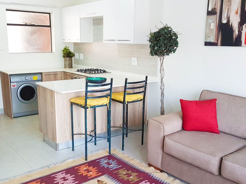 1 Bedroom, 1 Bathroom Apartment for sale at Founders Hill Crescent, Modderfontein! - Photo 2