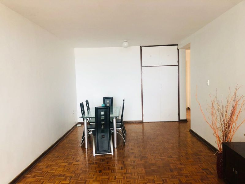 1.5 Bedrooms, 1 Bathroom Apartment For Sale In Durban central, Durban - Photo 2