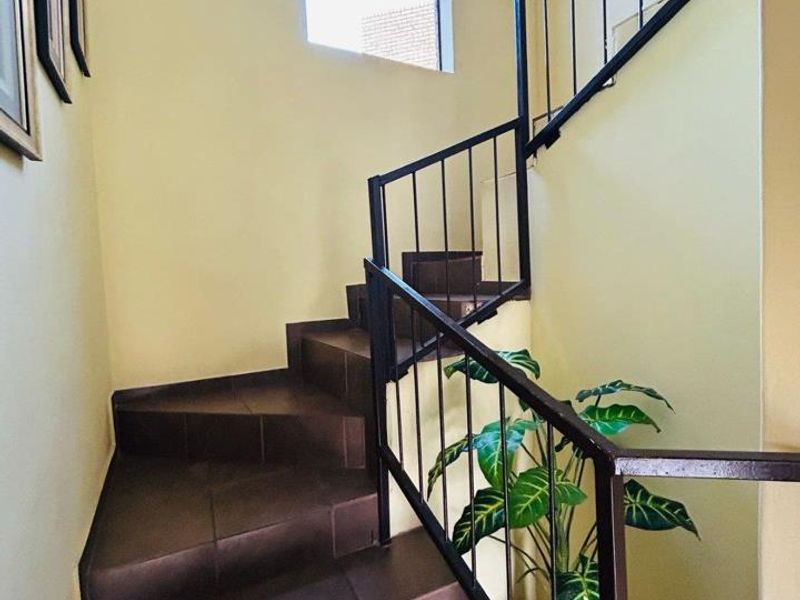 A Single Bedr With An En-suite - Communal - Photo 7