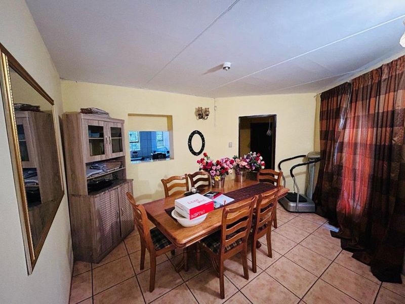 A Single Bedr With An En-suite - Communal - Photo 6