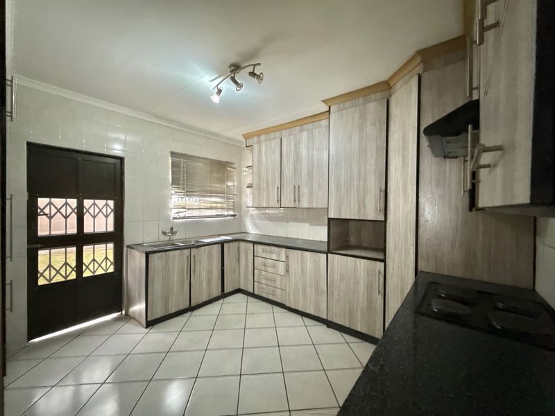 Secure and Practical Layout for Modern Family Living - Photo 6