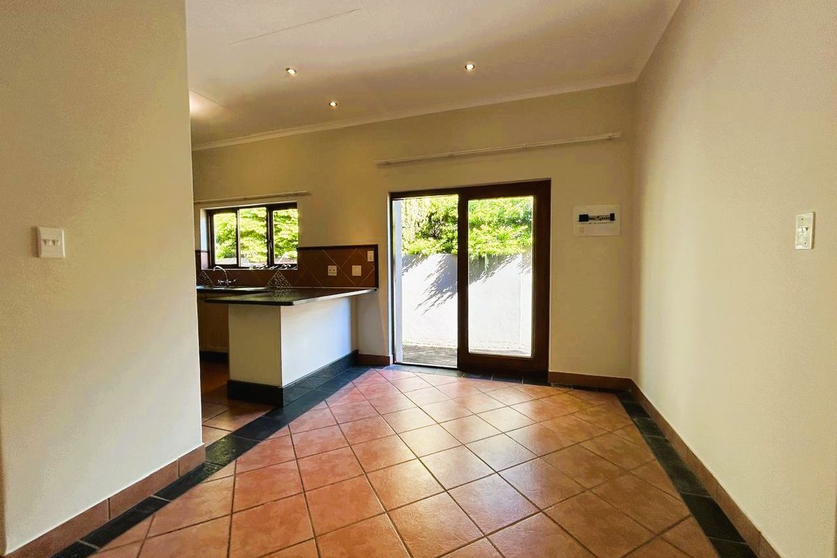 Stunning 2Bed 2Bath simplex for sale in Eco Park Estate - Photo 3