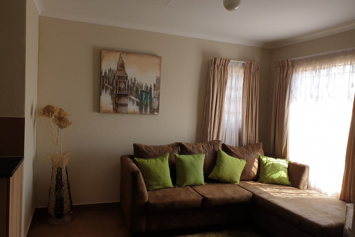 Specious 3-bedroom house for sale in Sky City - Photo 4