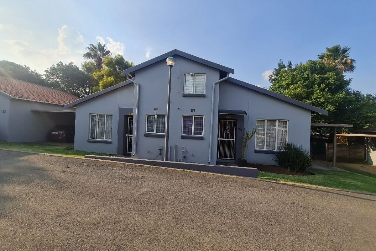 Beautiful 2-Bedroom Unit for Sale in Edenglen – Spacious Garden & Secure Living - Photo 5