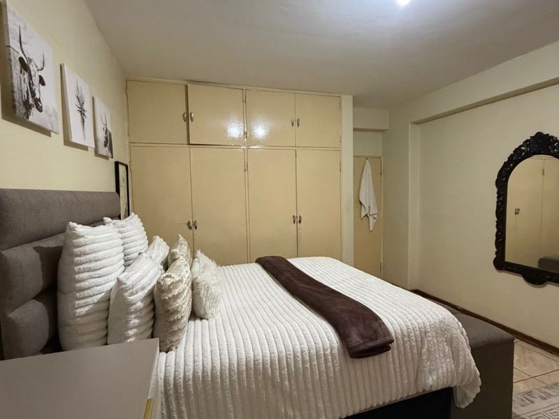 Book a viewing with me today! - Photo 9