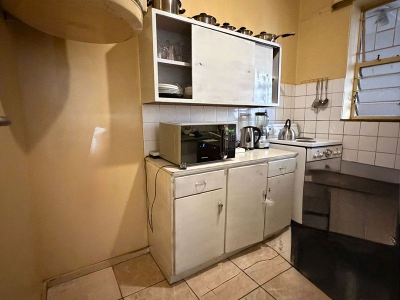 Book a viewing with me today! - Photo 7