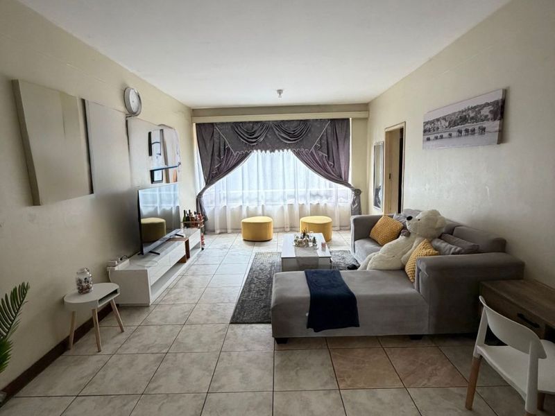 Book a viewing with me today! - Photo 5