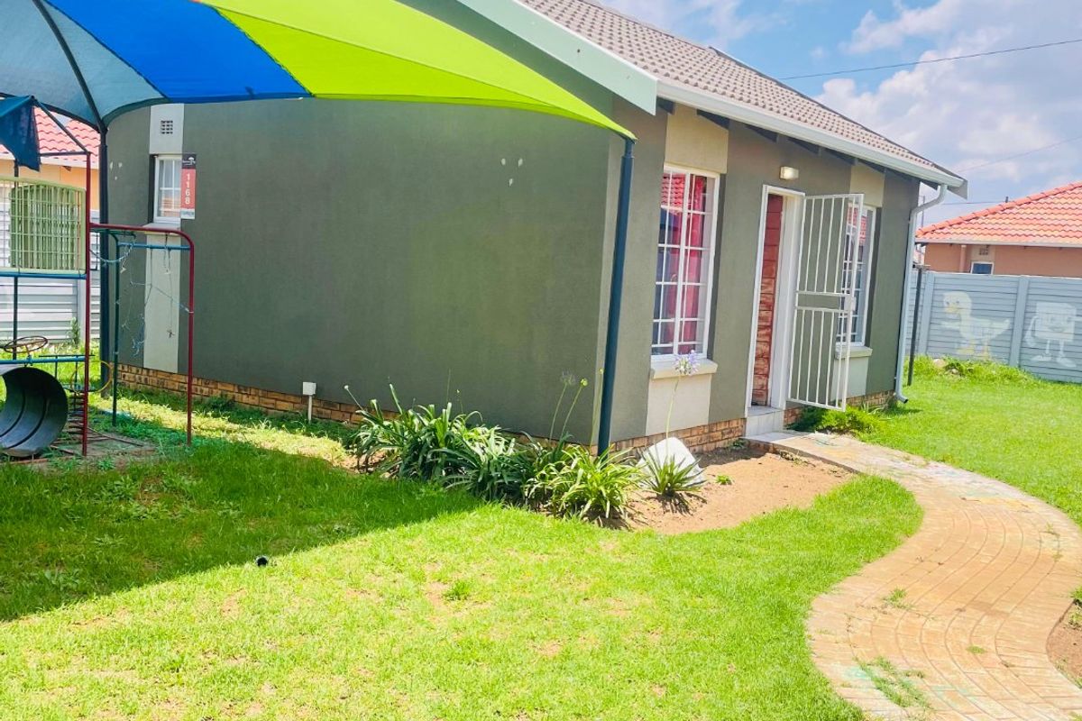 2BEDROOM 1BATHROOM HOUSE FOR SALE AT SAVANNA CITY - Photo 5