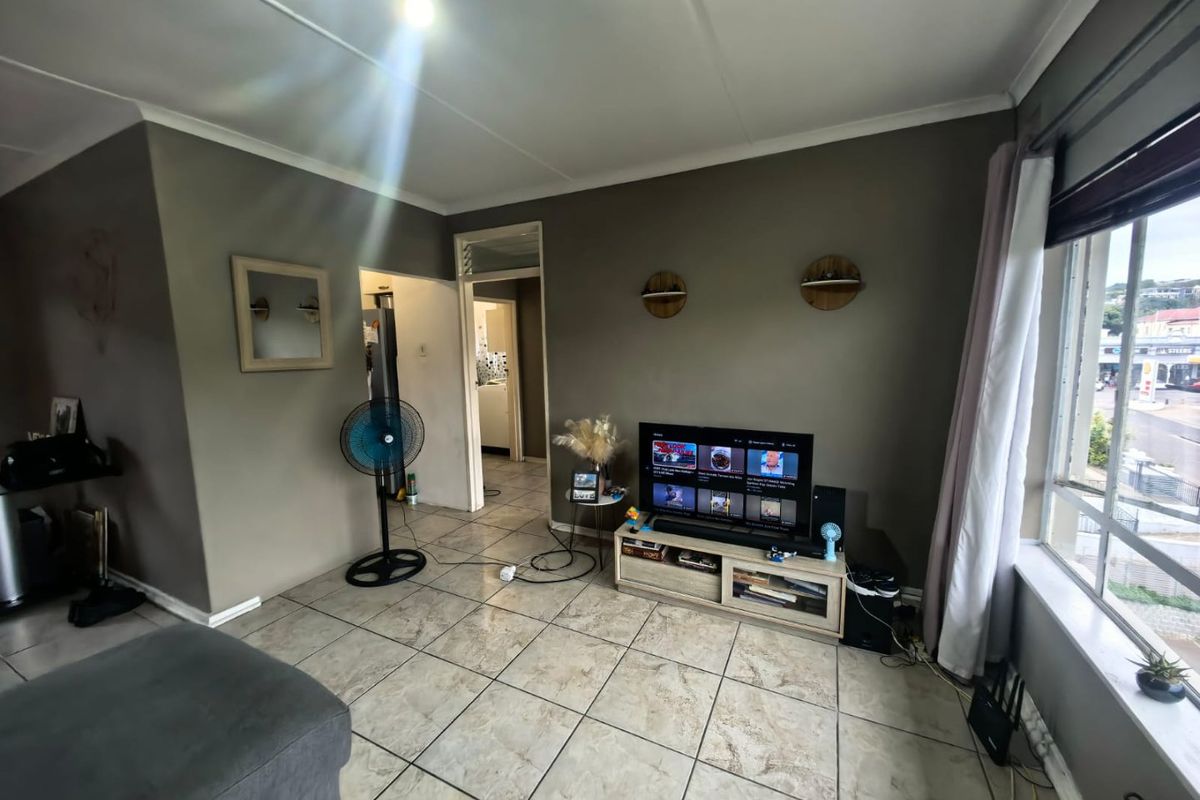 1 Bedrooms, 1 Bathroom Apartment For Sale In Windermere, Durban - Photo 5
