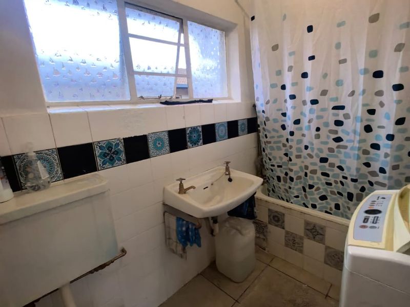 1 Bedrooms, 1 Bathroom Apartment For Sale In Windermere, Durban - Photo 8