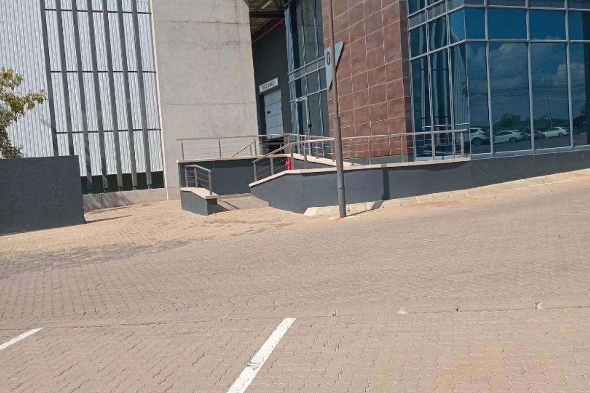 Prime Industrial Facility | Old Mint Park, Centurion | 2,596m2 - Photo 4
