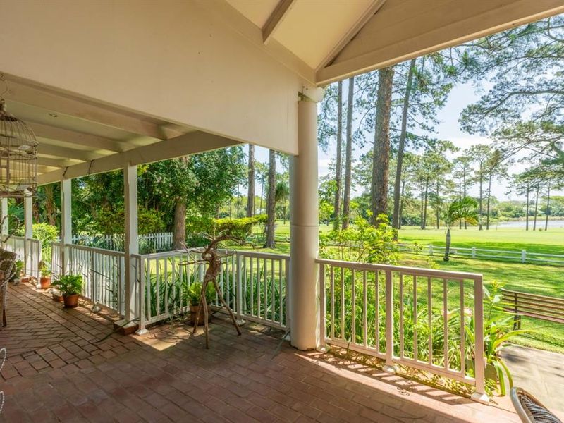 Mount Edgecombe Estate One  -"Old School Charm" - Single Storey 3 Bedroom Home for Rent for a short term (6 months) - ideal for a small family in transit or renovating  - Photo 5