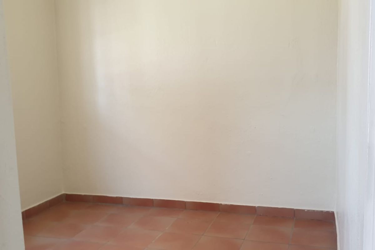 Office / Shop space on Monument Road To Rent - Photo 3