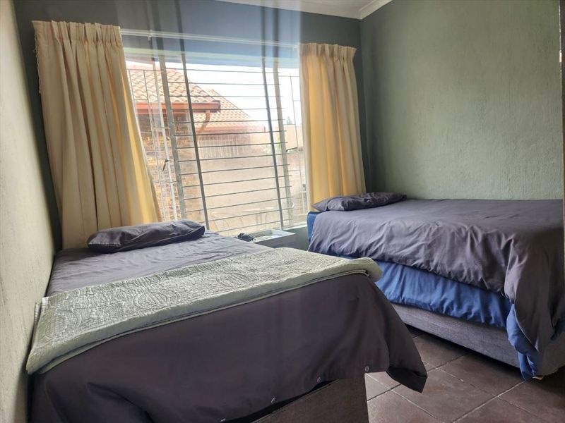 WOW WOW WOW – Dream Simplex in Serene Surrounds - Photo 10