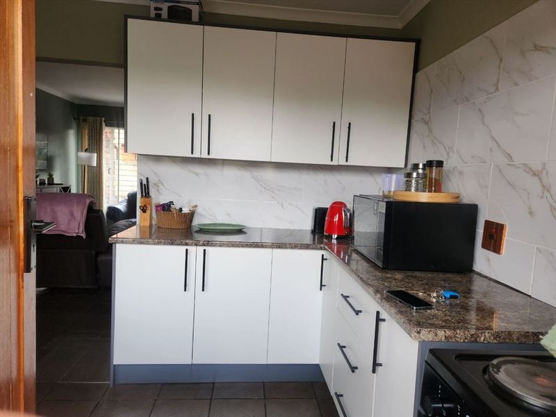 WOW WOW WOW – Dream Simplex in Serene Surrounds - Photo 6