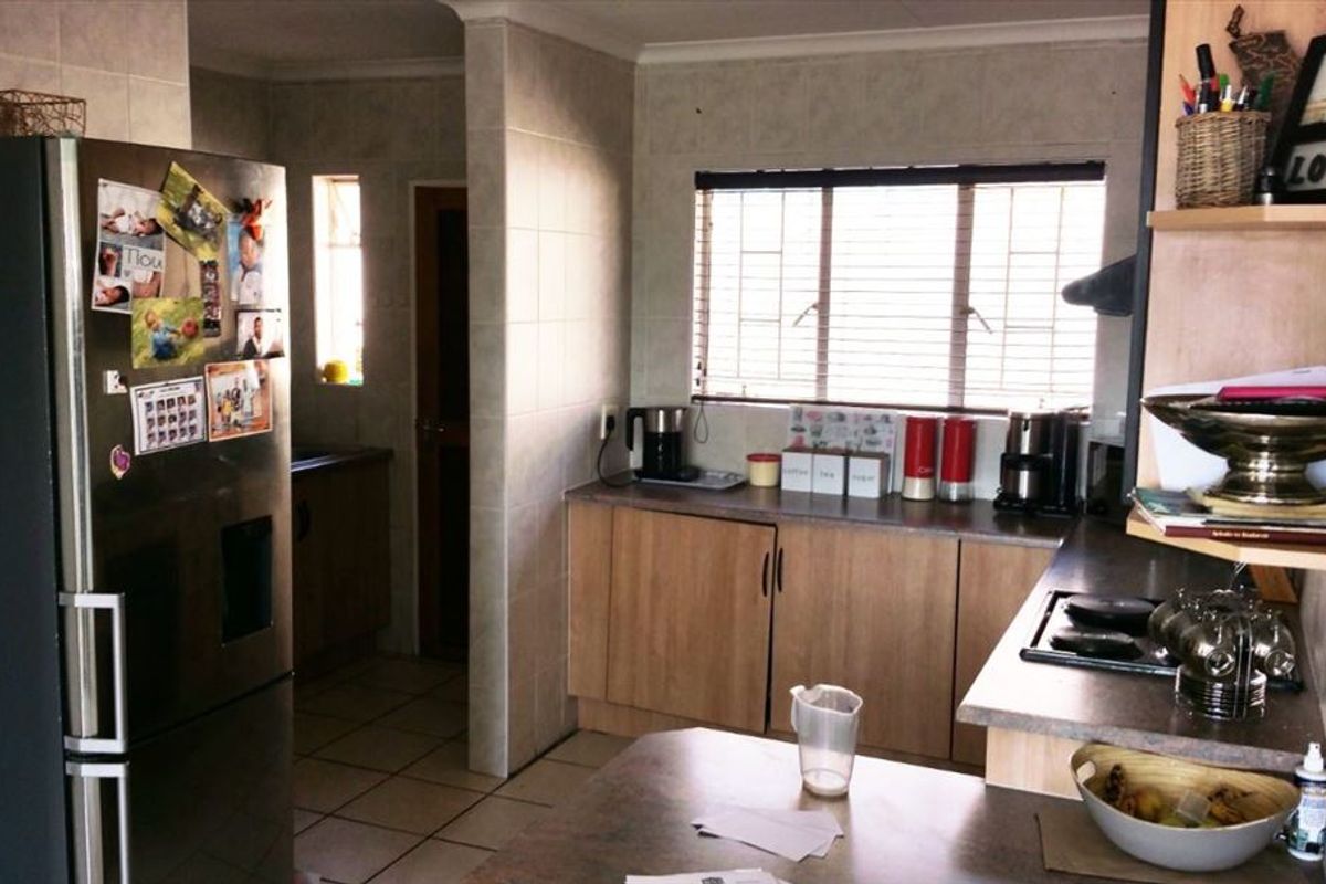 Affordable Simplex – Get Your Foot in the Market! - Photo 2