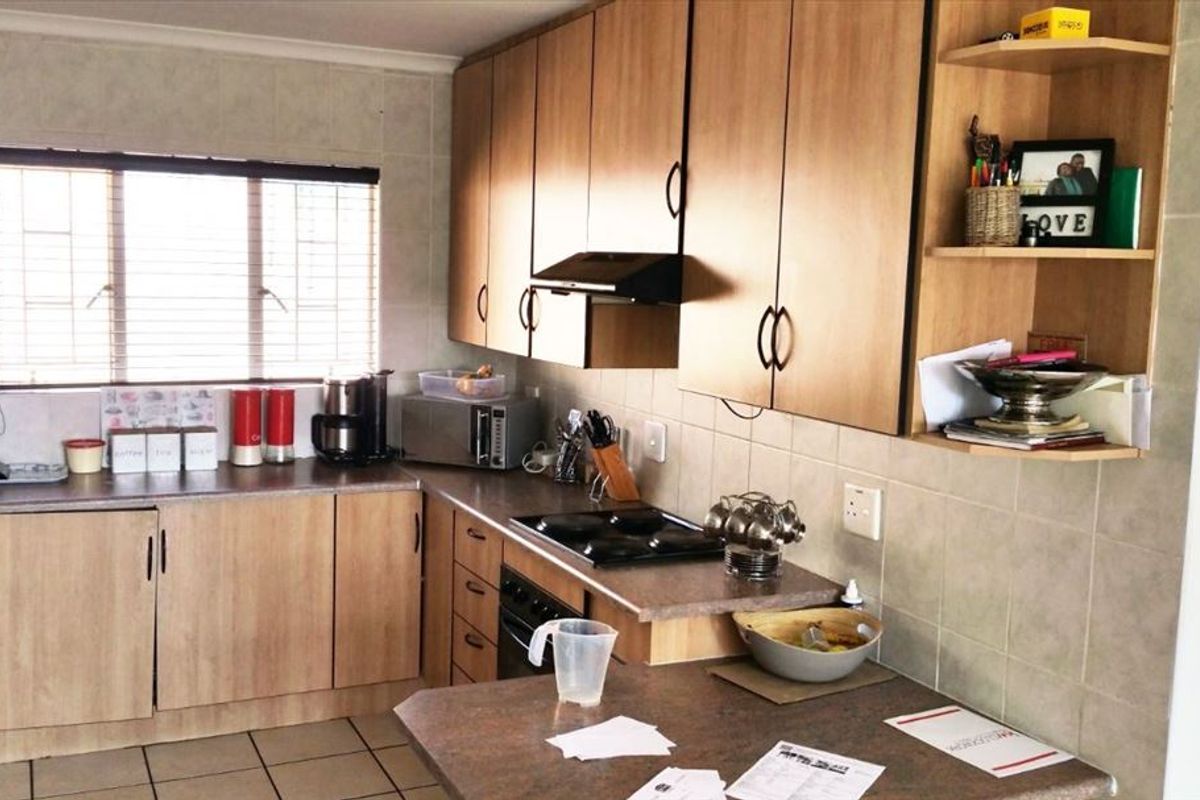 Affordable Simplex – Get Your Foot in the Market! - Photo 3