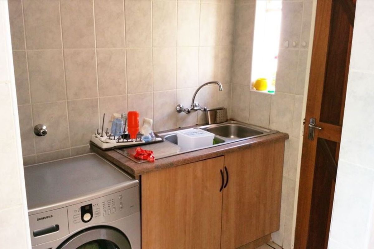 Affordable Simplex – Get Your Foot in the Market! - Photo 4