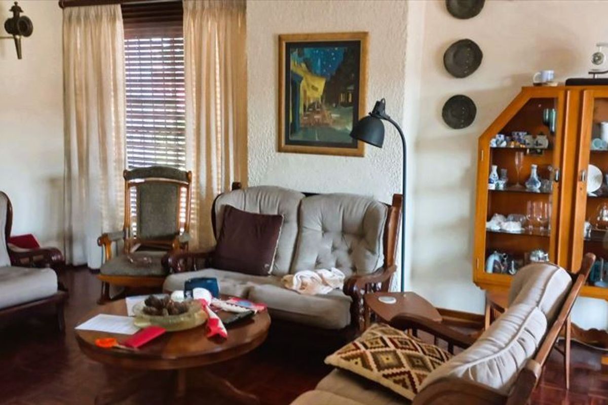 A Home Larger Than Large - Photo 5