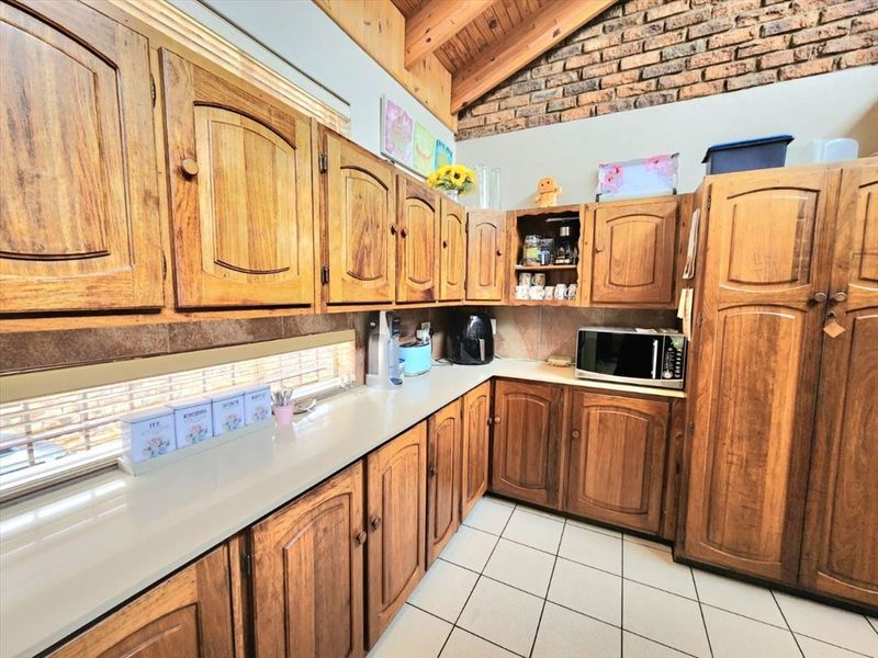 An Absolute Dream Home - Photo 5