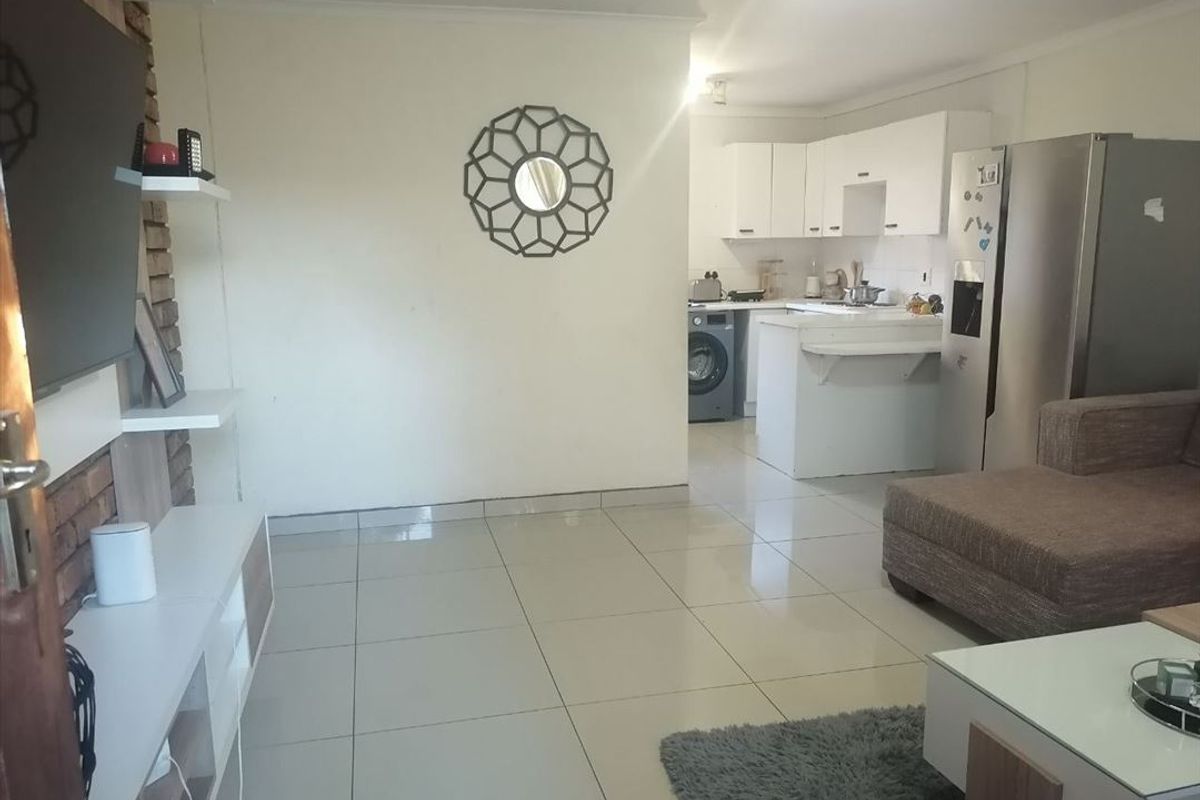 Lovely Sunny Simplex – Secure & Low Maintenance - Photo 4