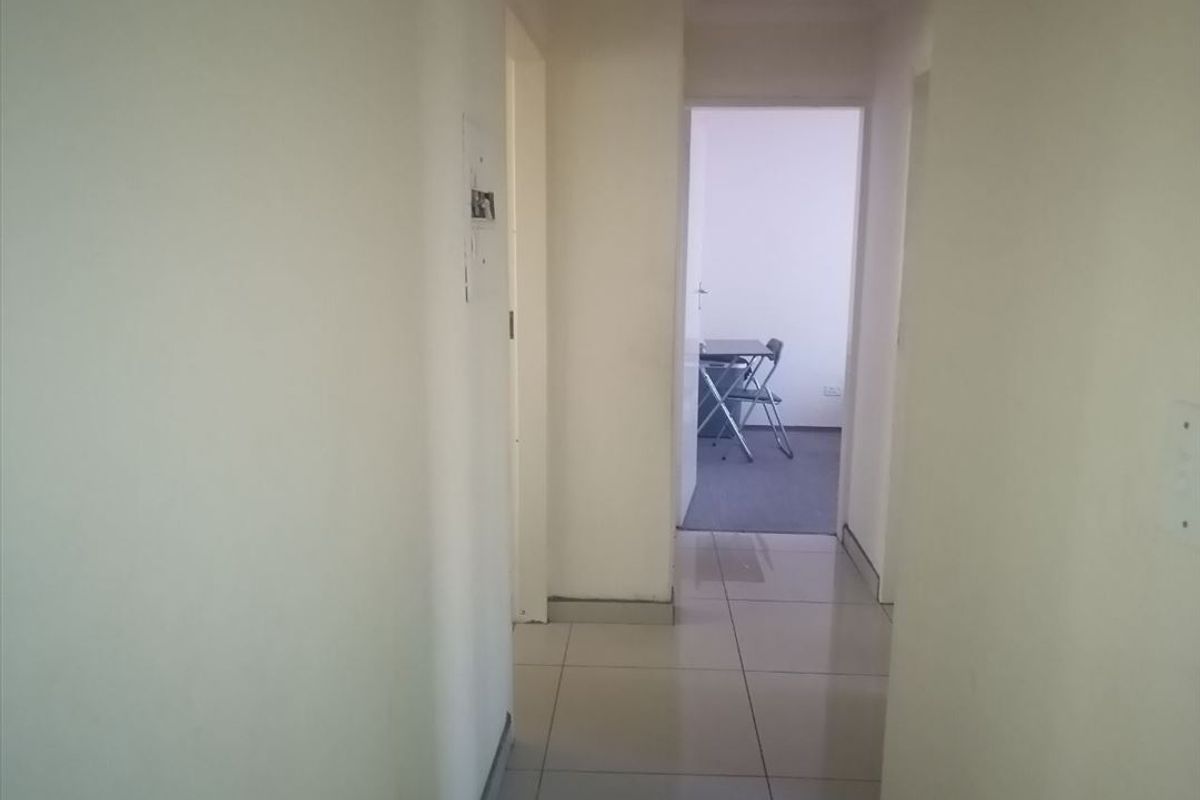 Lovely Sunny Simplex – Secure & Low Maintenance - Photo 5