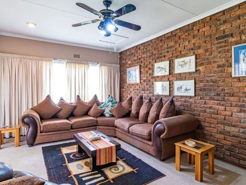 An Exceptional Family Dream Home - Photo 4