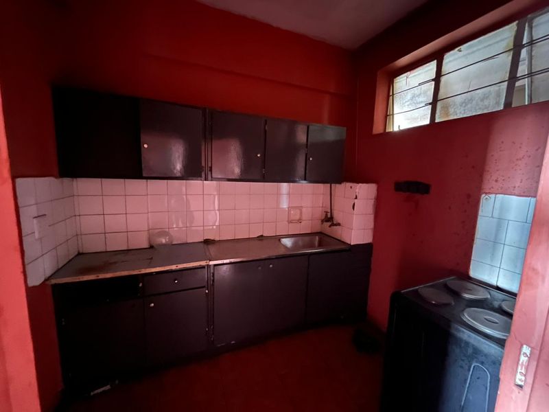 Bachelor Flat for Sale in Pretoria Central - Photo 4