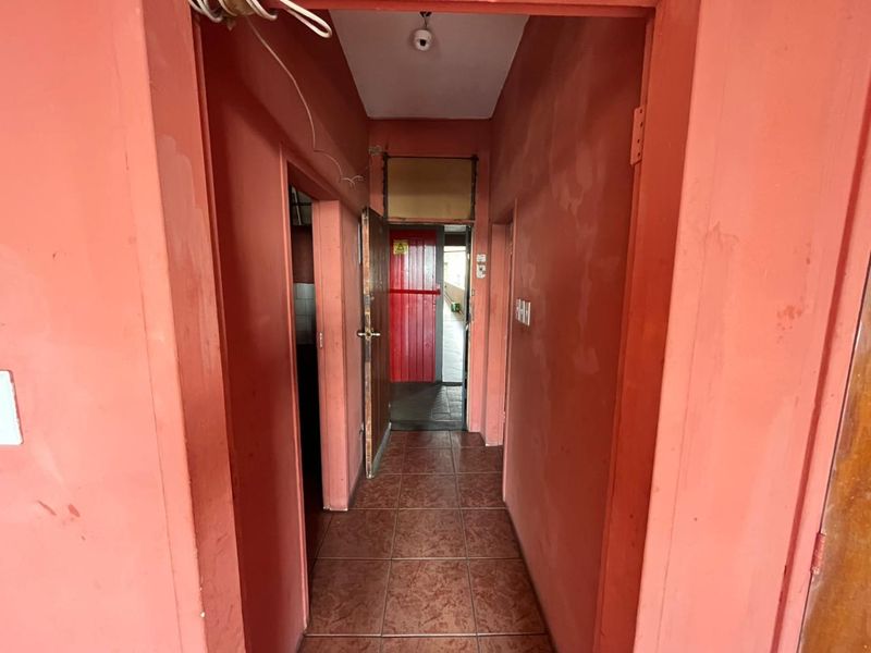 Bachelor Flat for Sale in Pretoria Central - Photo 10