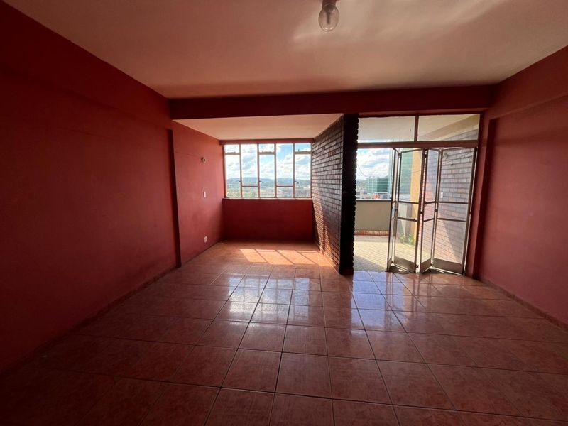 Bachelor Flat for Sale in Pretoria Central - Photo 5