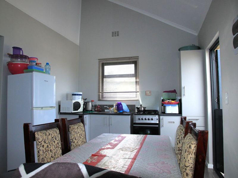 Kidds Beach Charmer with Garden Bliss - Photo 5