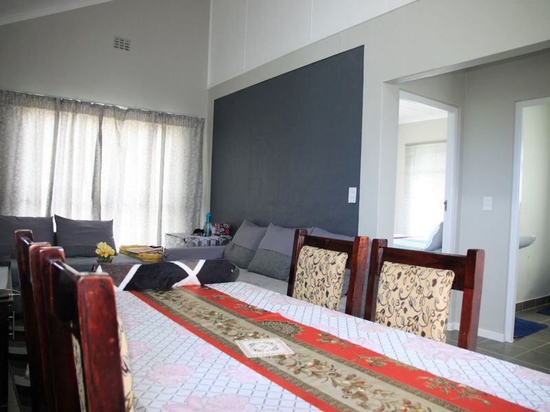 Kidds Beach Charmer with Garden Bliss - Photo 4